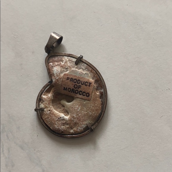 Shell pendant - Picture 2 of 2